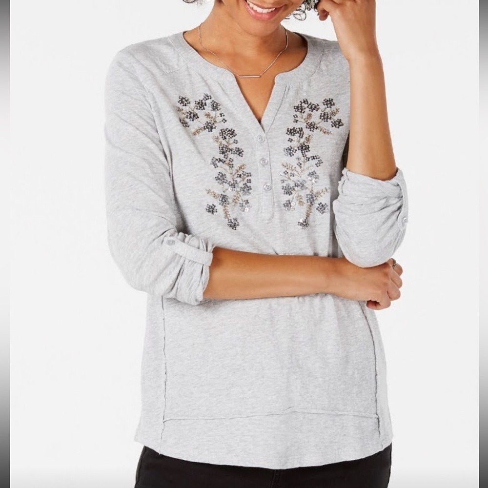 Style & Co NWT Women’s Gray Roll up Beading‎ Top Size Small